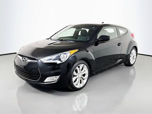 Used 2015 Hyundai Veloster w/ Option Group 02 image 3