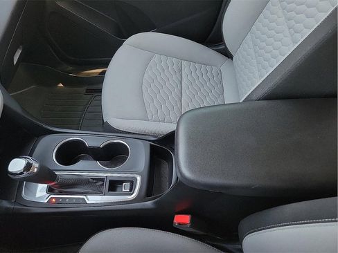 Used 2020 Chevrolet Equinox LT w/ LPO, Floor Liner Package image 20