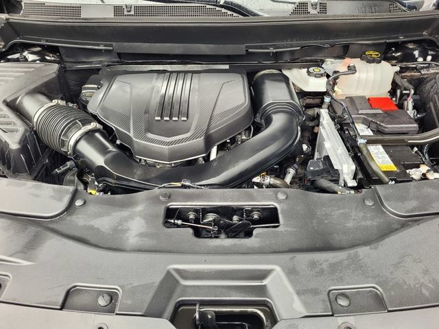 Used 2025 Chevrolet Traverse LT AWD/4WD image 27