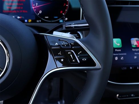 New 2026 Mercedes-Benz E 350 4MATIC Sedan image 36