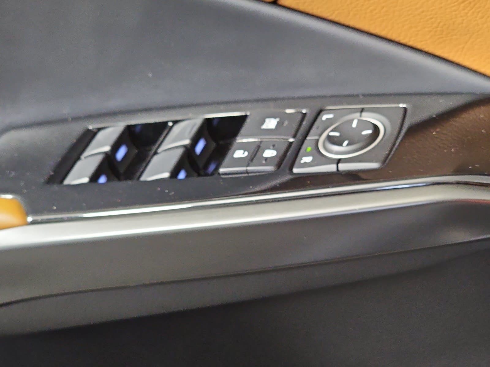 Used 2021 Lexus IS 300 AWD w/ Comfort Package image 24