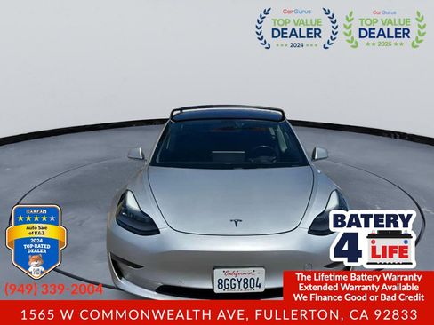 Used 2018 Tesla Model 3 Long Range RWD image 3
