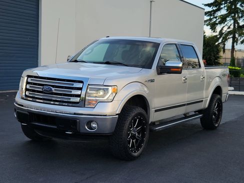 Used 2014 Ford F150 Lariat w/ Equipment Group 502A Luxury AWD/4WD image 1