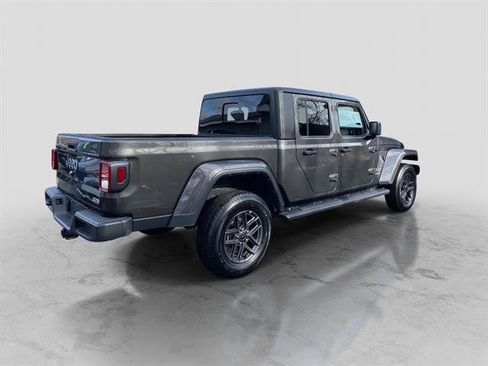 Certified 2022 Jeep Gladiator Overland w/ Popular Equipment Package image 6