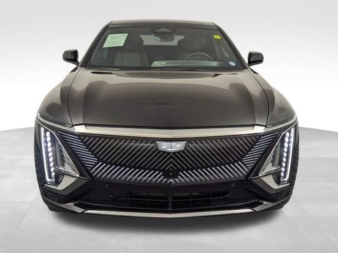 Used 2024 Cadillac Lyriq Luxury w/ LPO, Floor Liner Package image 17