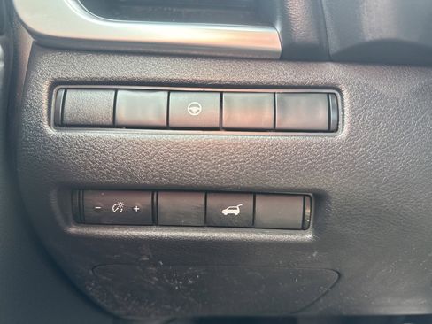 Used 2022 Nissan Rogue SL w/ SL Premium Package image 28