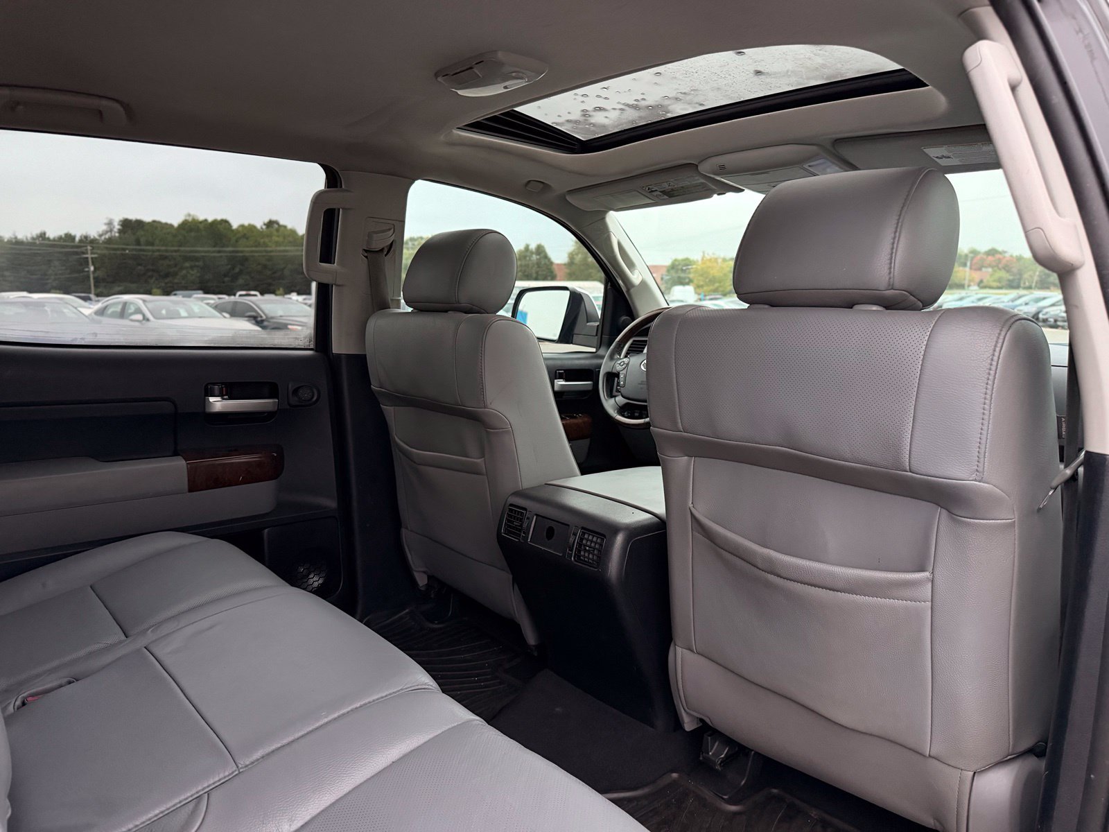 Used 2012 Toyota Tundra Limited w/ Platinum Pkg AWD/4WD image 26