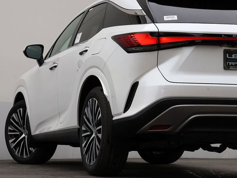 New 2026 Lexus RX 350 image 8