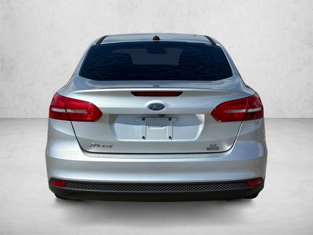 Used 2018 Ford Focus SE FWD image 7