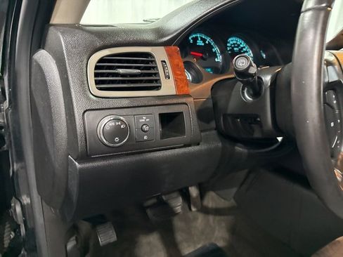 Used 2009 Chevrolet Tahoe LT image 18