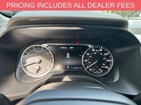 Used 2025 Nissan Rogue SV AWD/4WD image 11