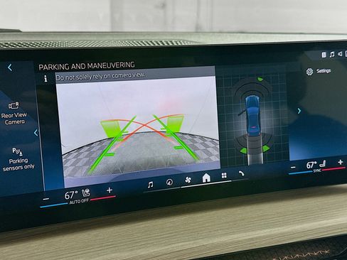 Used 2025 BMW 330i Sedan image 23