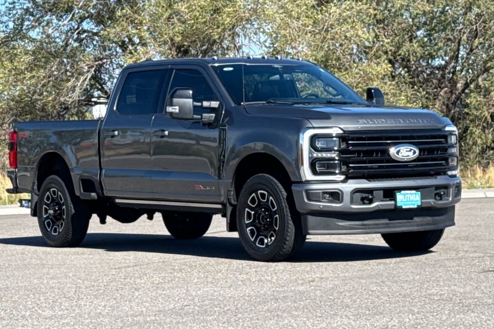 Certified 2026 Ford F350 Platinum AWD/4WD image 9