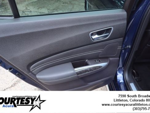 Used 2018 Acura TLX w/ Advance Package FWD image 28