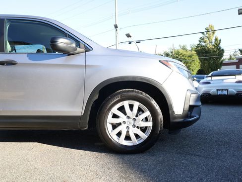 Used 2019 Honda Pilot LX image 4