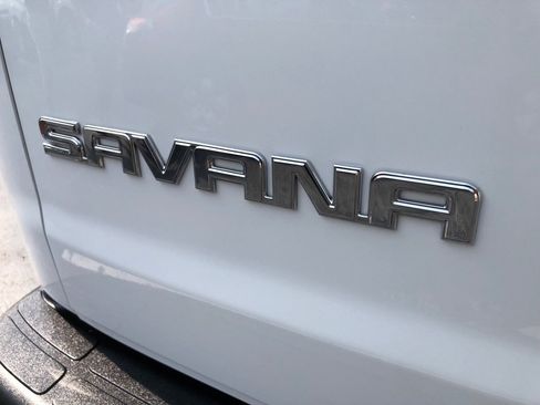 Used 2023 GMC Savana 2500 Extended w/ Driver Convenience Package RWD image 15