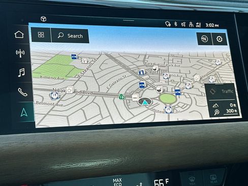 Used 2022 Audi e-tron GT Premium Plus image 18