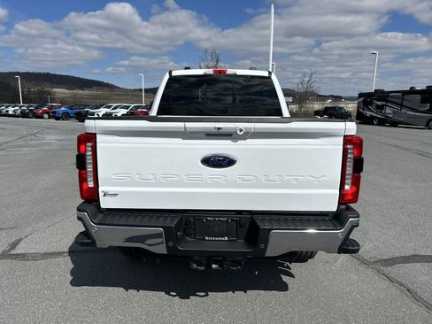 Used 2024 Ford F250 Lariat AWD/4WD image 6