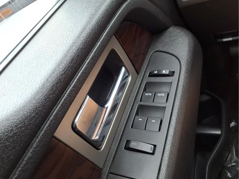 Used 2012 Ford F150 Lariat w/ Lariat Chrome Pkg AWD/4WD image 26