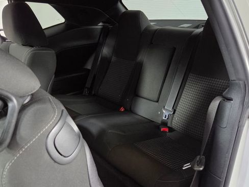 Used 2018 Dodge Challenger R/T w/ Blacktop Package RWD image 27