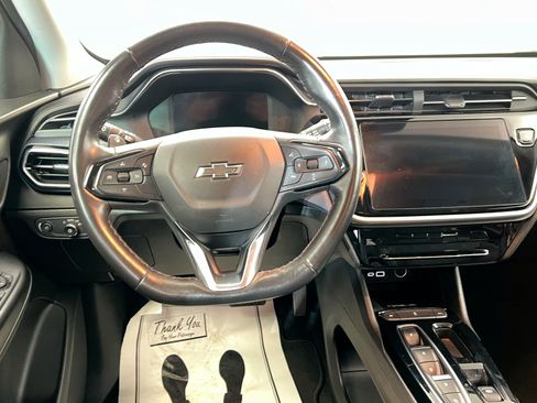 Used 2022 Chevrolet Bolt EUV Premier image 13