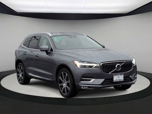 Used 2021 Volvo XC60 T5 Inscription w/ Advanced Package image 2