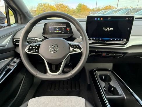 New 2025 Volkswagen ID.4 Pro image 9
