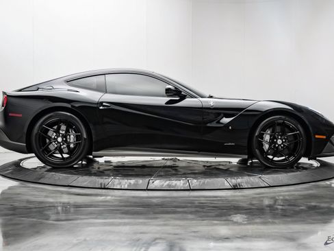 Used 2017 Ferrari F12 Berlinetta RWD image 24
