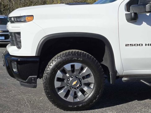 Certified 2024 Chevrolet Silverado 2500 Custom w/ Custom Value Package image 8