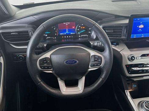 Used 2024 Ford Explorer XLT w/ Equipment Group 202A image 18