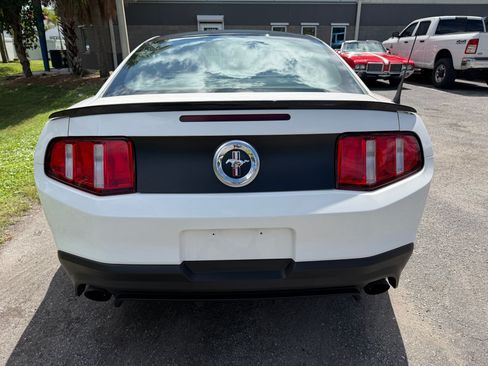 Used 2012 Ford Mustang Boss 302 w/ Boss 302 Accessory Pkg RWD image 10