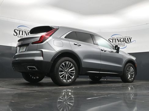 Used 2025 Cadillac XT4 Premium Luxury FWD image 32