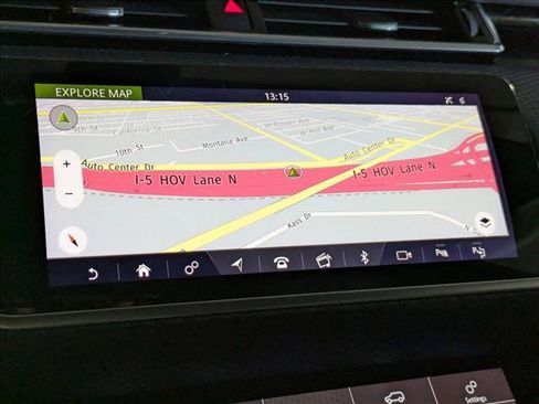 Used 2019 Land Rover Range Rover Velar R-Dynamic SE image 15