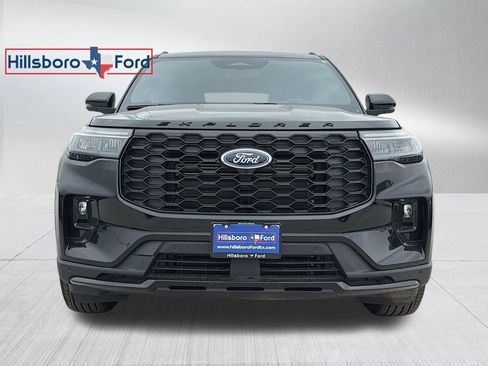 New 2026 Ford Explorer ST-Line w/ Premium Package RWD image 2