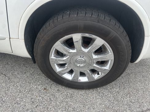 Used 2017 Buick Enclave Leather w/ Trailering Package image 9