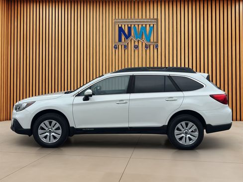 Used 2018 Subaru Outback 2.5i Premium AWD/4WD image 22