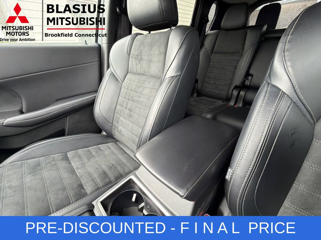 Used 2024 Mitsubishi Outlander SE FWD image 31
