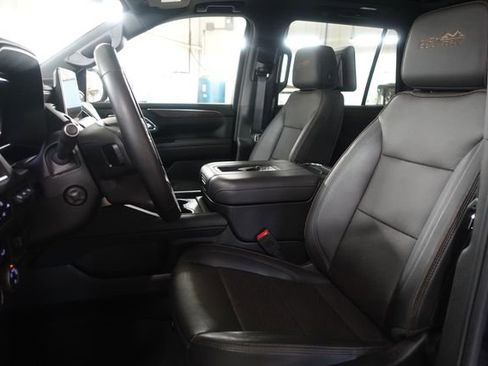 Used 2024 Chevrolet Tahoe High Country w/ Advanced Technology Package AWD/4WD image 11