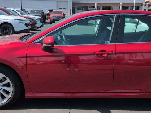 Used 2024 Toyota Camry LE image 32