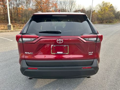 New 2025 Toyota RAV4 XLE image 4