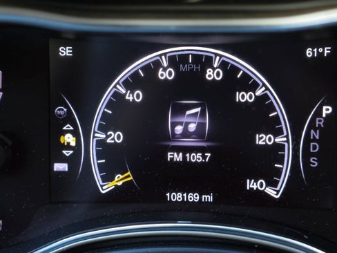 Used 2015 Jeep Grand Cherokee Limited image 21