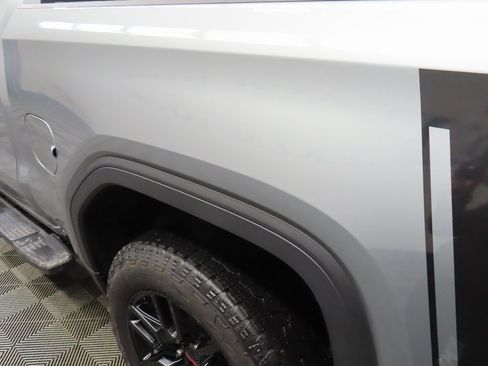 Used 2025 GMC Sierra 1500 Elevation image 34