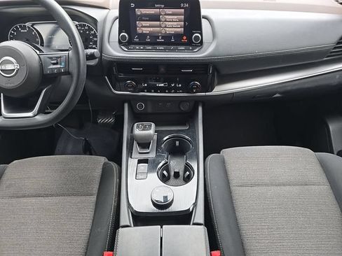Used 2022 Nissan Rogue SV AWD/4WD image 10