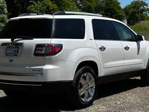 Used 2017 GMC Acadia Limited SLT AWD/4WD image 9