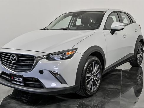 Used 2018 MAZDA CX-3 Touring FWD image 5