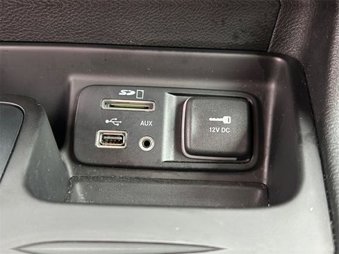 Used 2015 Jeep Cherokee Trailhawk w/ Leather Interior Group image 27