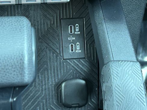 Certified 2026 Toyota 4Runner SR5 AWD/4WD image 19