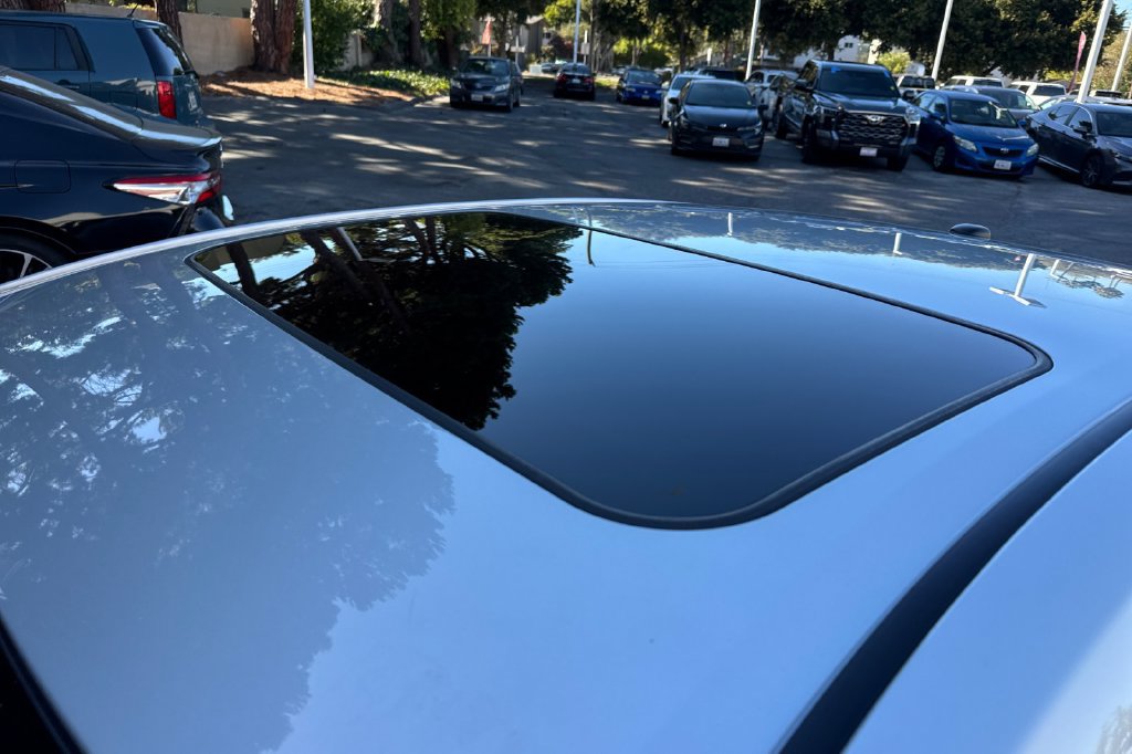 Certified 2019 Toyota Corolla XLE FWD image 25