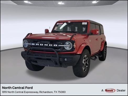 Used 2022 Ford Bronco Outer Banks AWD/4WD image 1
