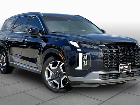Used 2024 Hyundai Palisade Limited FWD image 3
